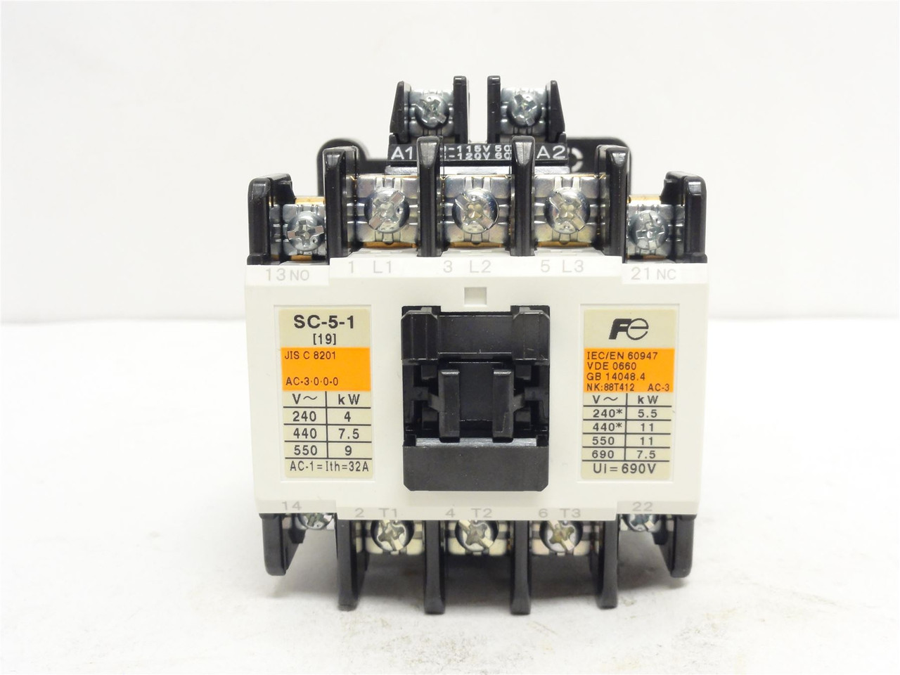 Fuji SC-5-1-SC20AA; Contactor; 32A; 600VAC; Coil: 110-120VAC