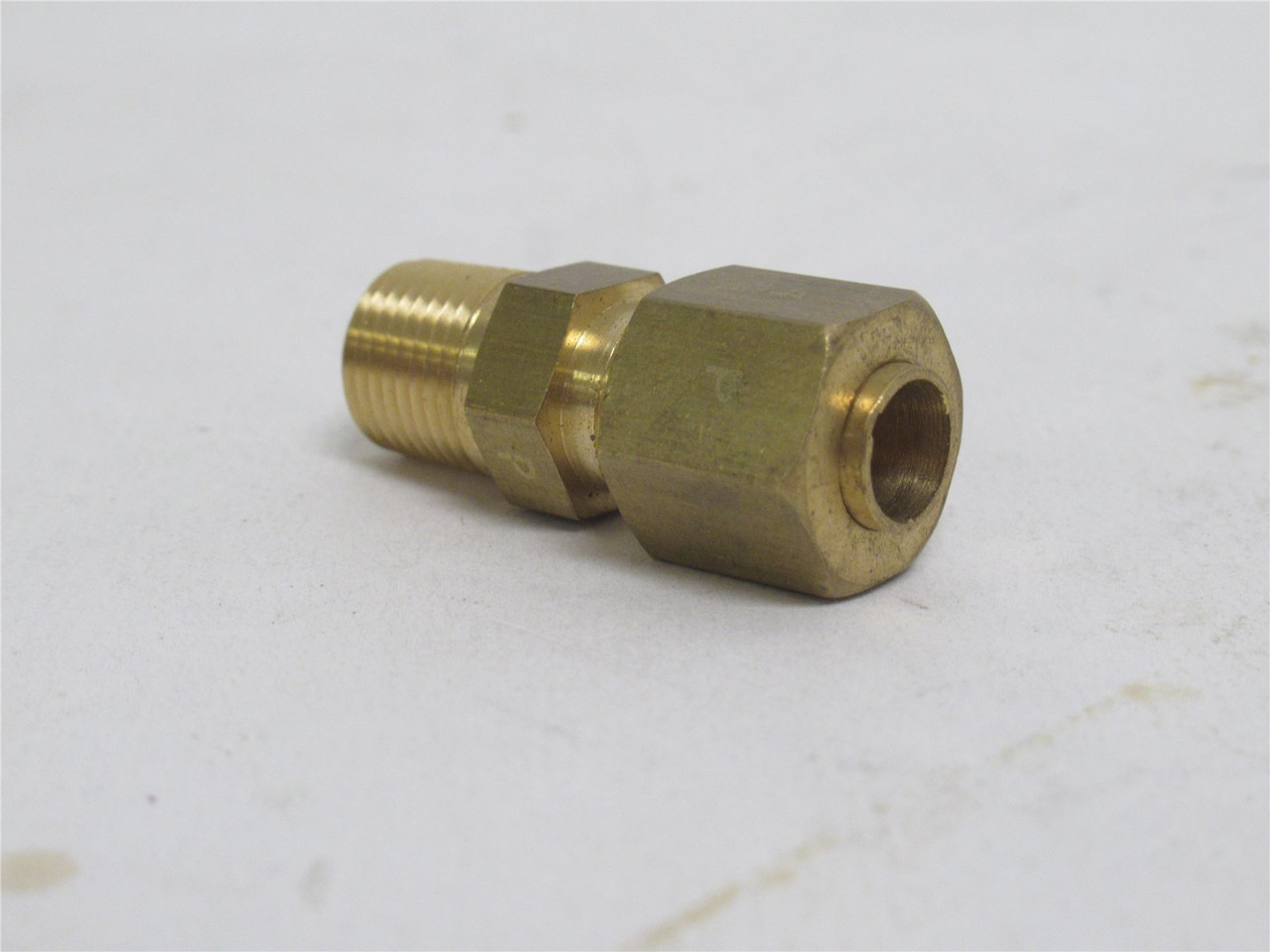 Parker 4 FBI2-B; Brass; Male Connector; 1/8MNPT x 1/4" Tube