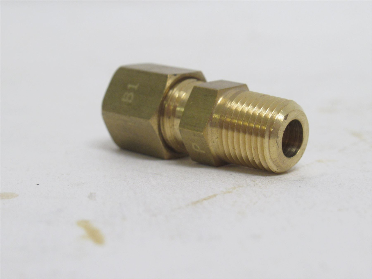 Parker 4 FBI2-B; Brass; Male Connector; 1/8MNPT x 1/4" Tube