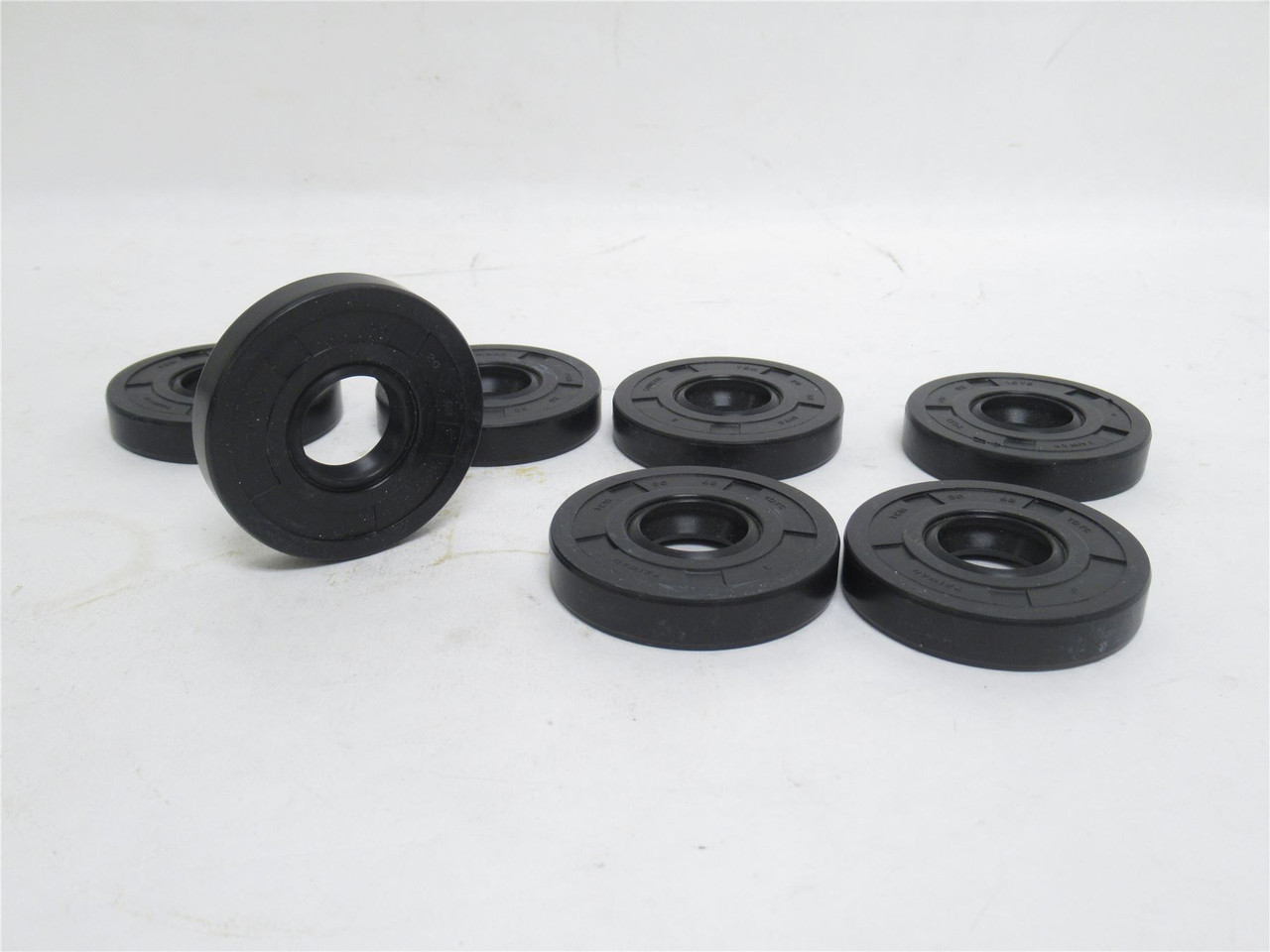 TCM 20X52X10TC-BX; Lot-7; Oil Seals; 20mmID x 52mmOD x 10mm W
