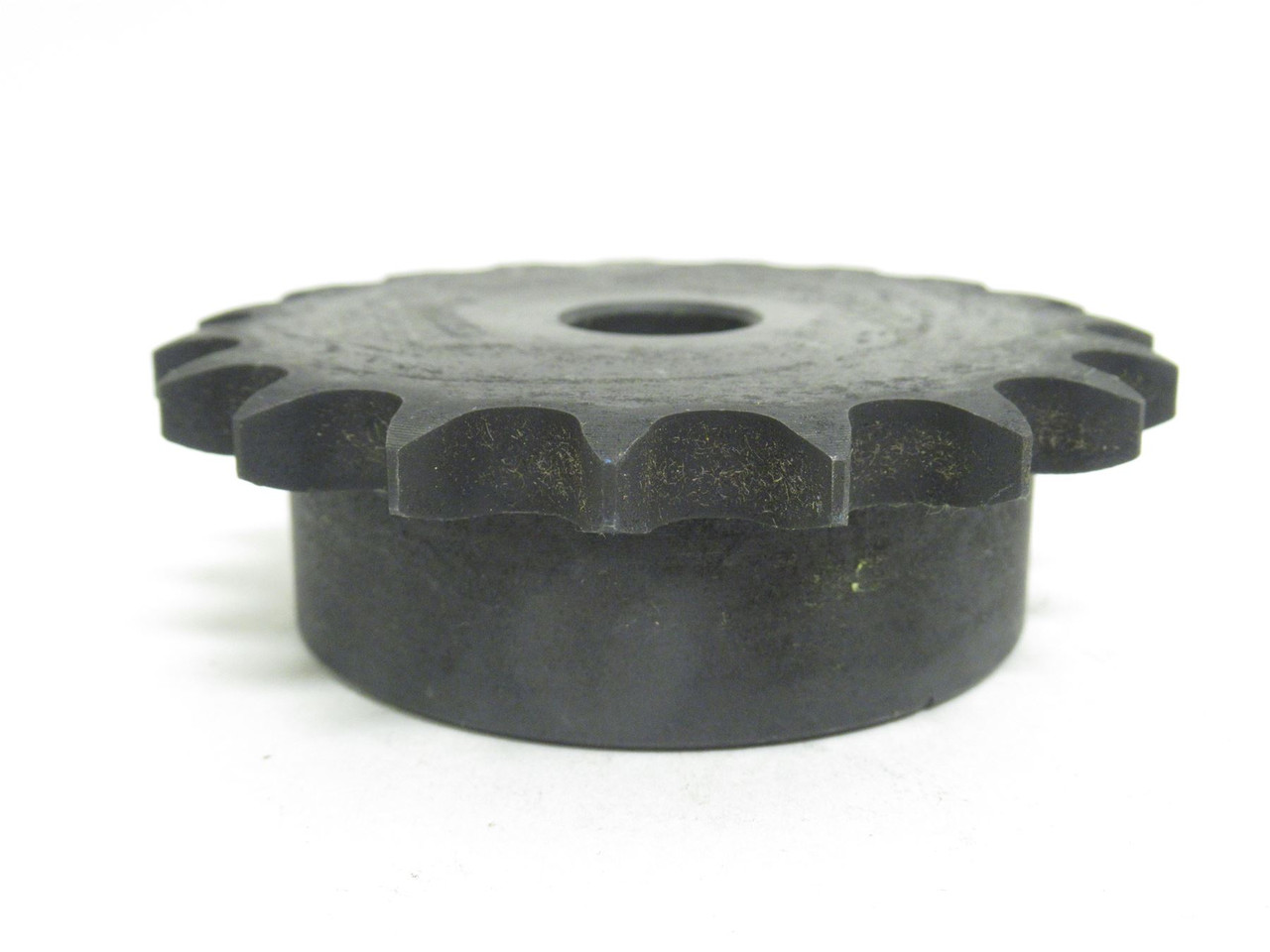 Tsubaki H40B19; Sprocket #40; 19 Teeth; No Key Way; 5/8"ID