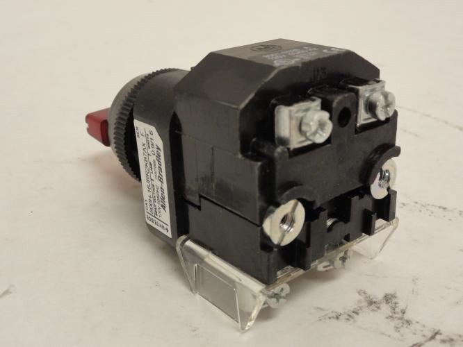 Allen-Bradley 800H-16JRR2KB7AX; Selector Switch; 3Pos; 120Vac