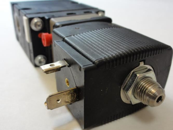 Burkert 456991; Solenoid Valve; 120V; 2W; 115PSI