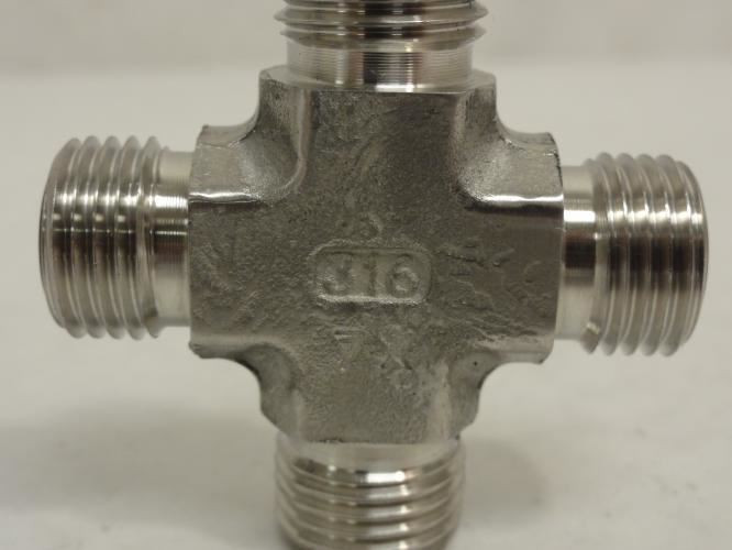 MFG- FS2650-04-04-04-04-SS; Cross Fitting SS-316; 1/4 OFS (x 4)