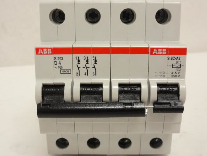 ABB S203-D4/S2C-A2; Circuit Breaker 3P; 4A w/Shunt Trip