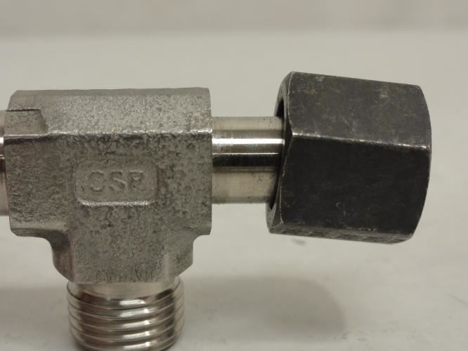 SSP S06SRT; Swivel Nut Run Tee; SS-316; 3/8 OFS; Swivel