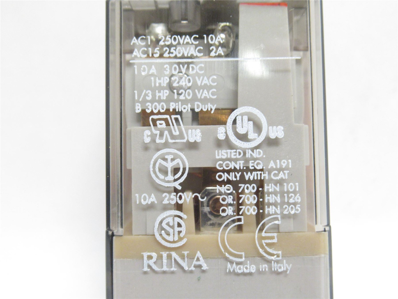 Allen-Bradley 700-HA33A24-4; Tube Relay 10A; 250V; Coil 24VAC