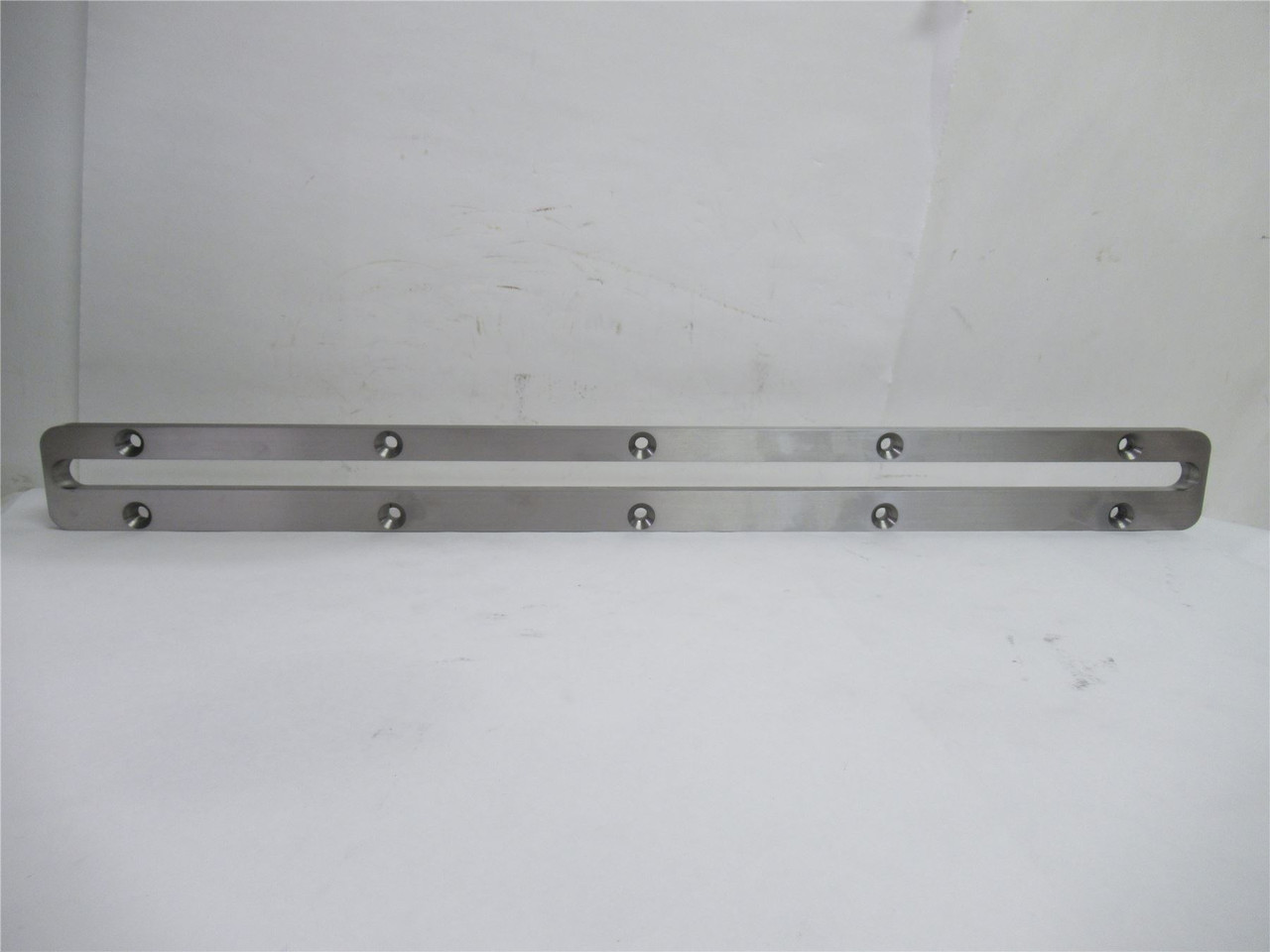 Formax 039507D; Filler Slot; 0.75" Straight Wide