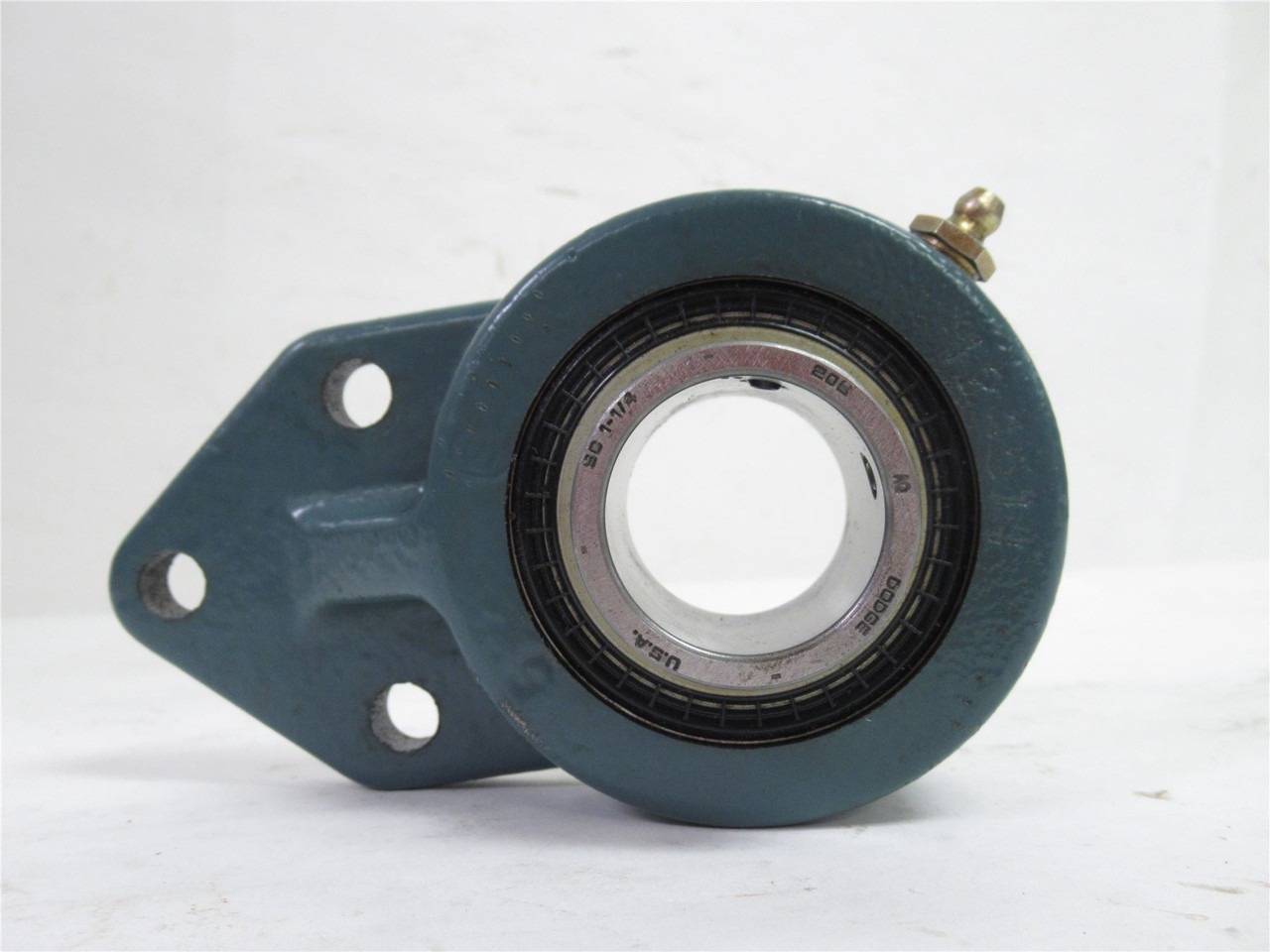 Dodge 124514; Flange Bearing; 3-Bolt; 1-1/4" ID