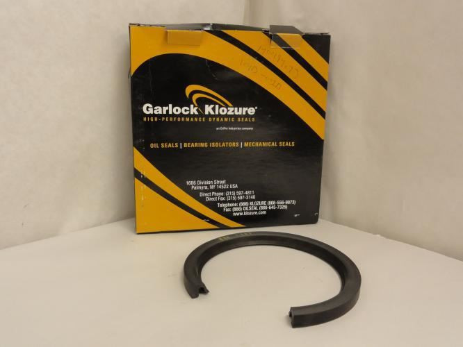 Garlock 25003-7389; Oil Seal 3.75"ID x 4.75" OD x 0.375" Wide