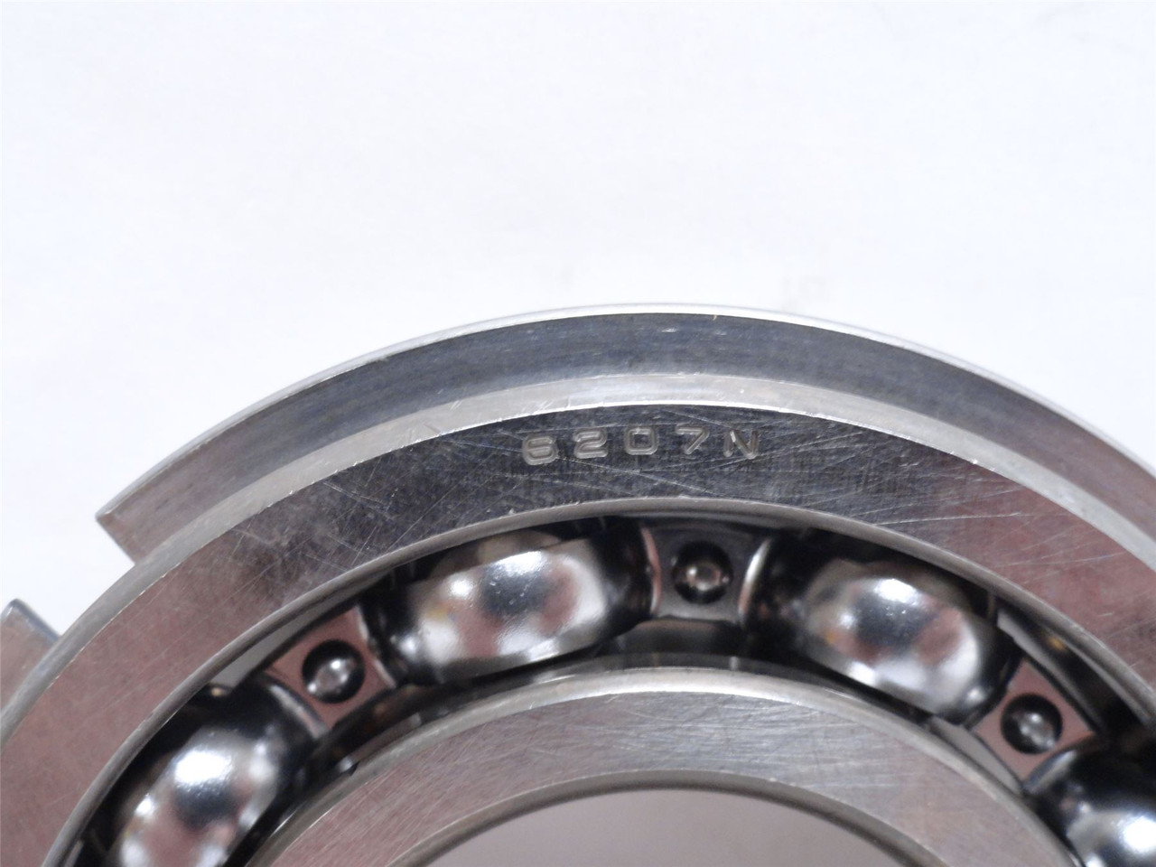 NTN 6207NR; Ball Bearing 35mmID x 72mmOD x 17mmW