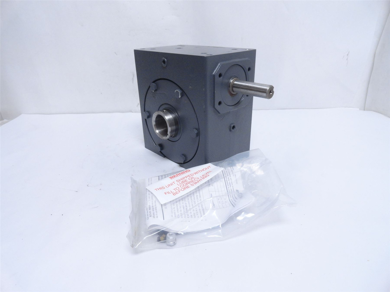 Hub City 0230-07027; Gear Reducer 20:1 Ratio 26220-1AWR1.438