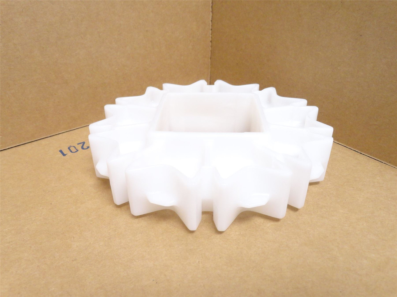 Intralox S3E0G5DML4LW; Sprocket S800; 10 Teeth 2.5"ID Square