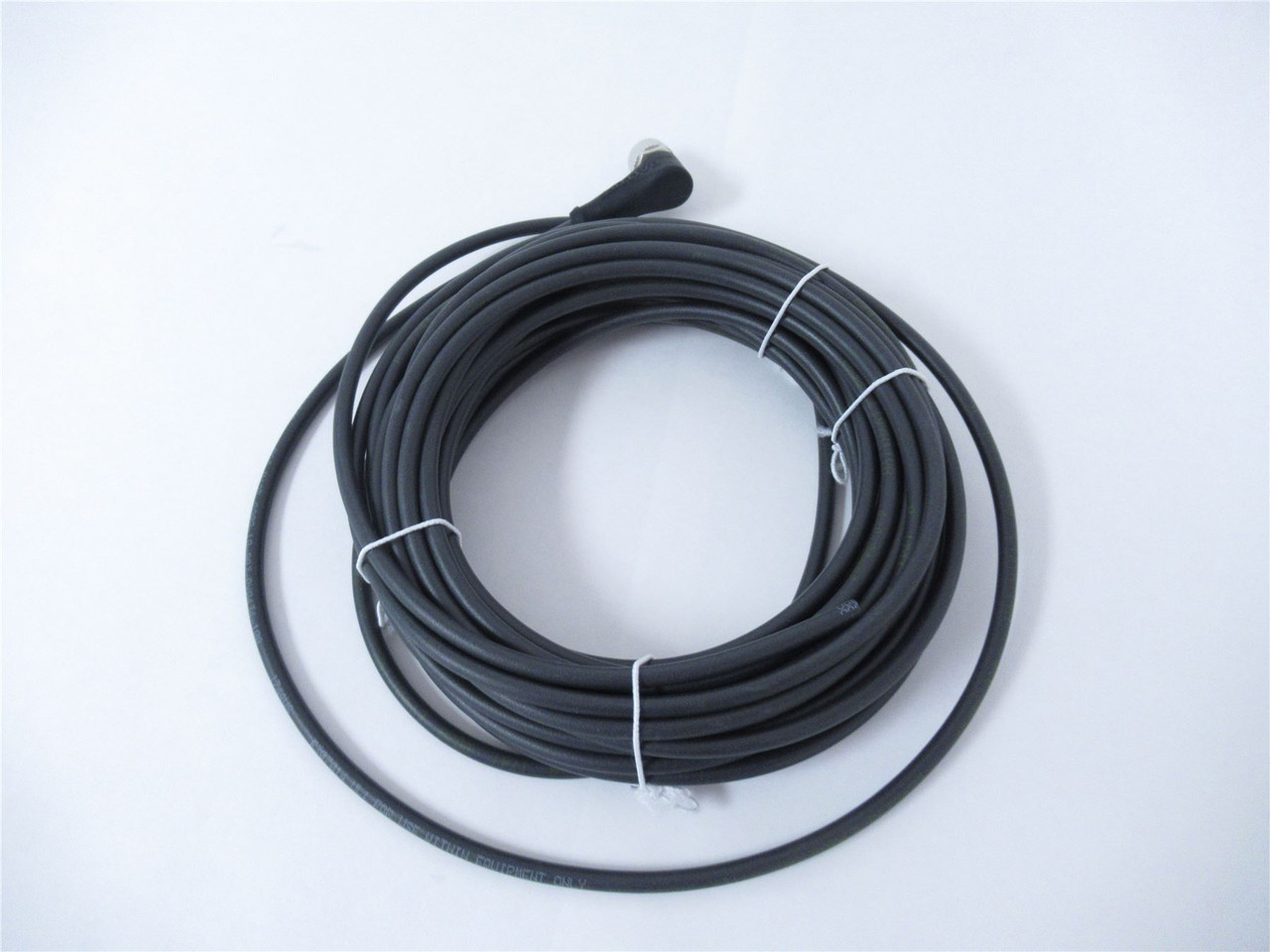 Balluff 106756; Round Plug M12 Angle