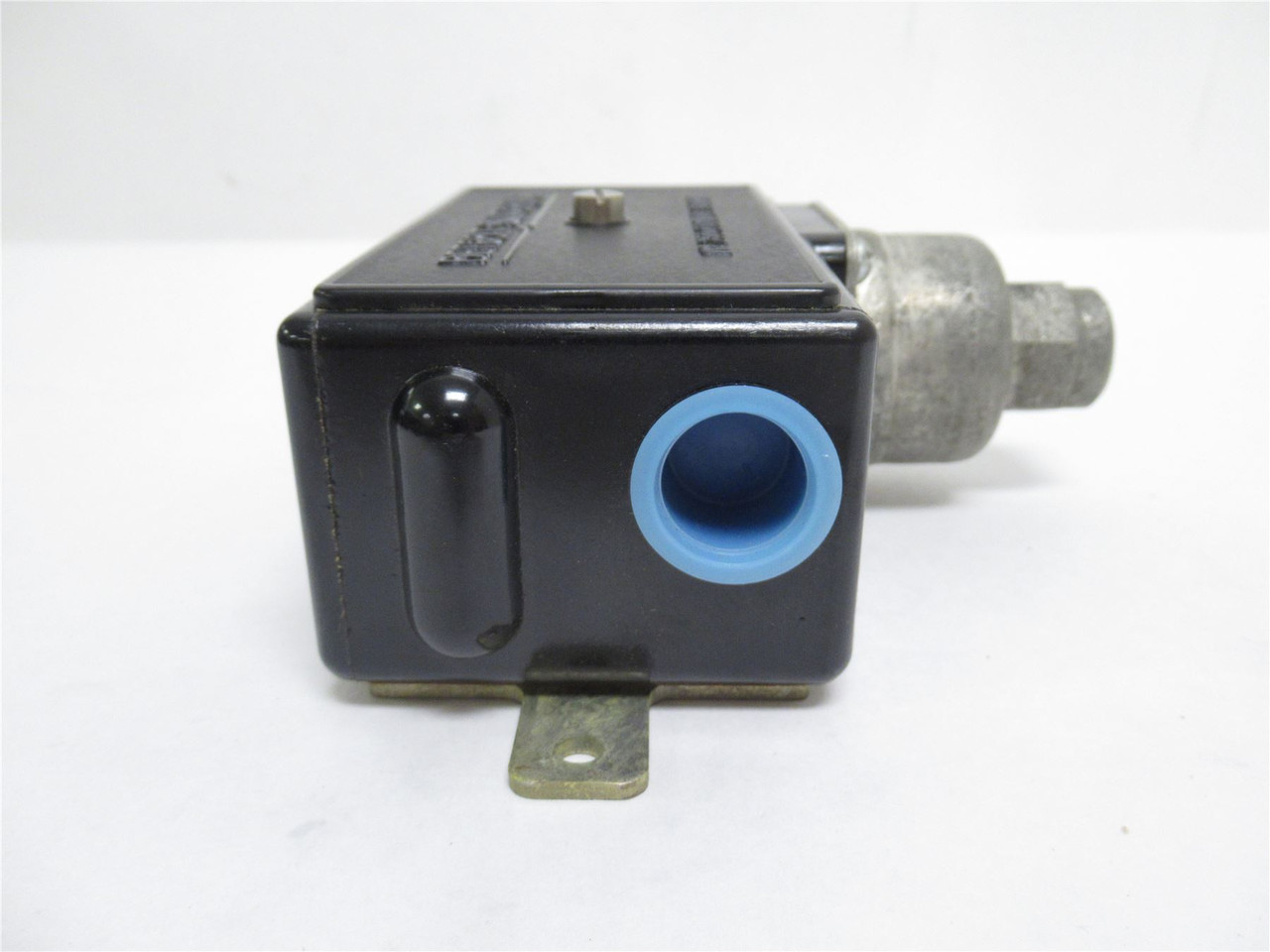 Detroit Switch 250-RB 1; Temperature Control Switch 250-5698