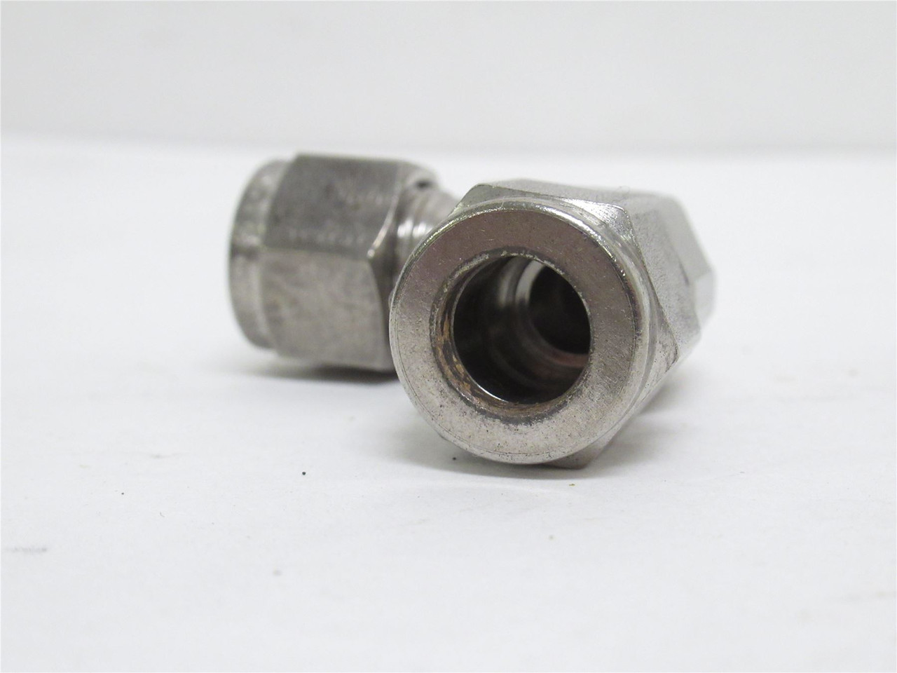 Parker 6-6 EBZ-SS; Union Elbow; 90Deg; SS-316; 3/8" Tube