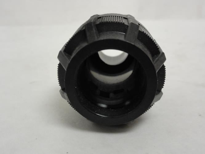 Thomas Betts 2922NM; Nylon Rubber Connector Size: 1/2" to 3/4"