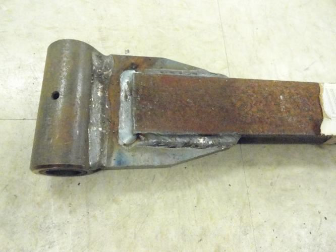 Mouat 151774; Pull Rod Bar