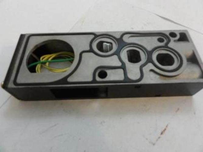 MAC 5804; Valve Manifold