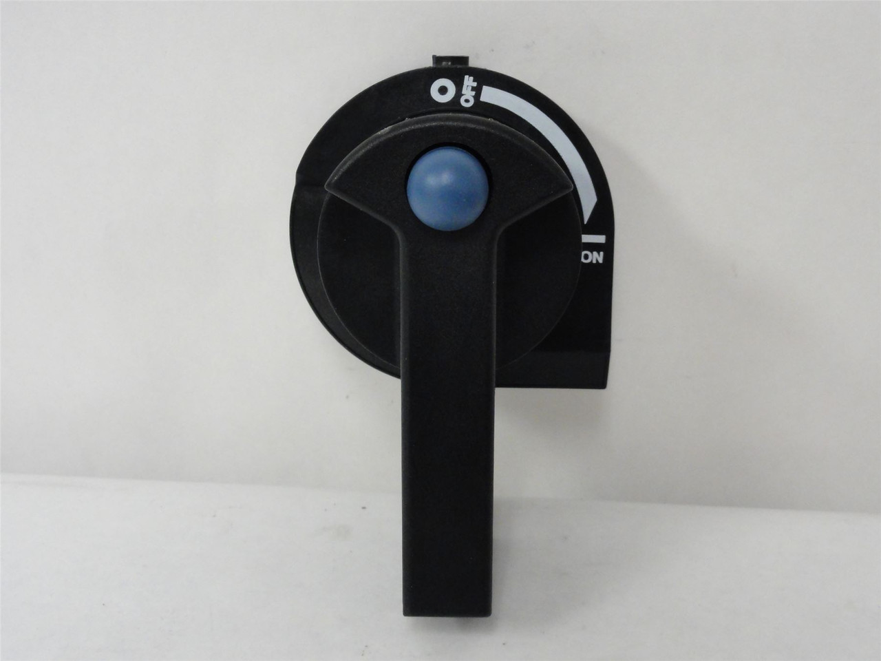 Eaton CPBW6; Rotary Disconnect Pistol Handle; Type: 6