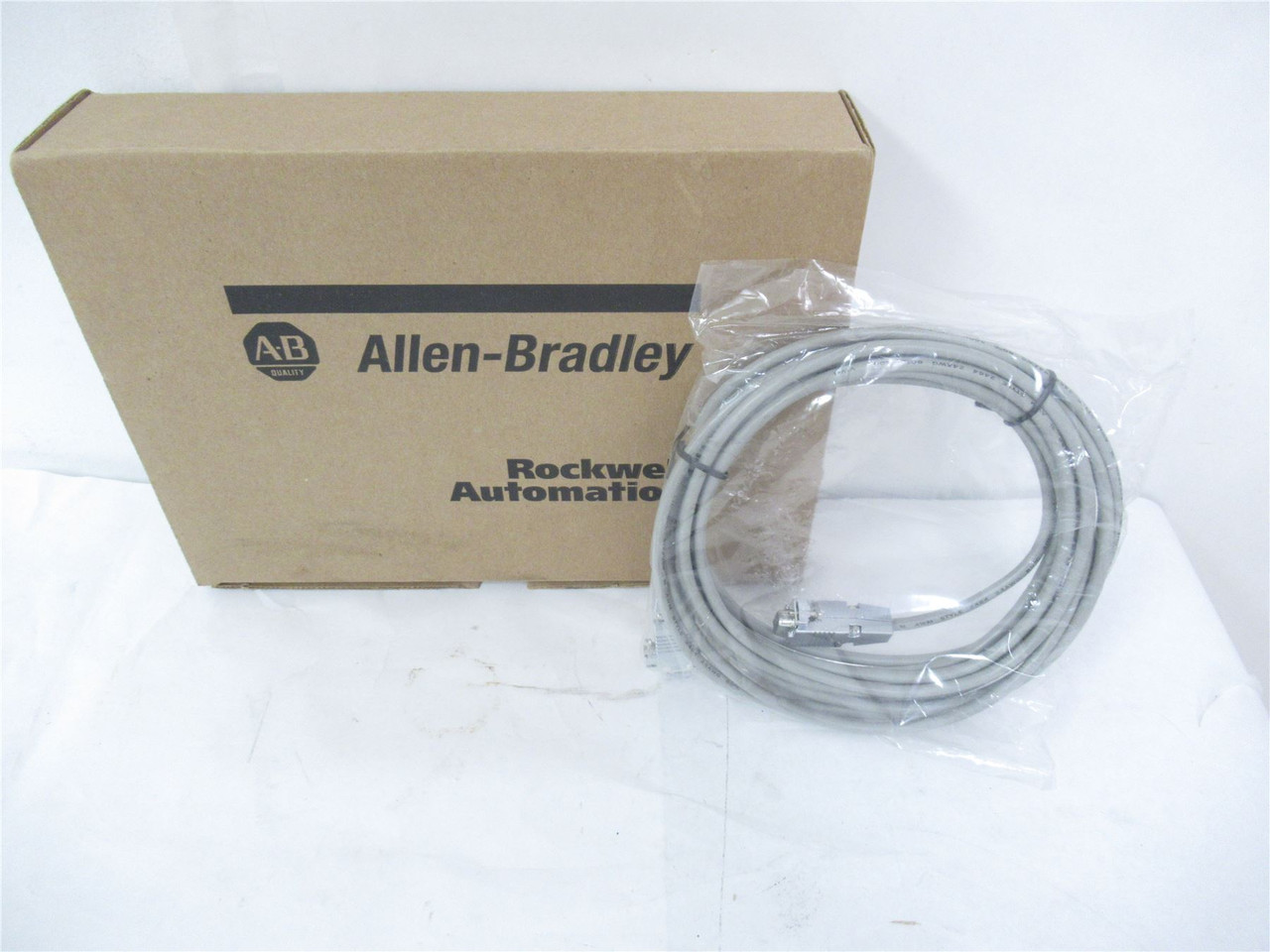 Allen-Bradley 2711-NC13; Cable for Panelview PlusTerminals 5m