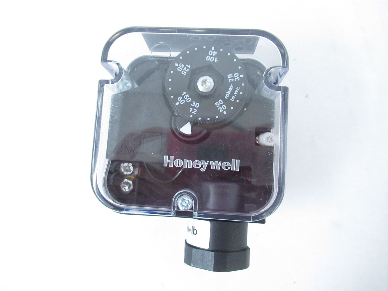Honeywell 84447830 DG150T-21N; Pressure Switch 12" to 60" WC
