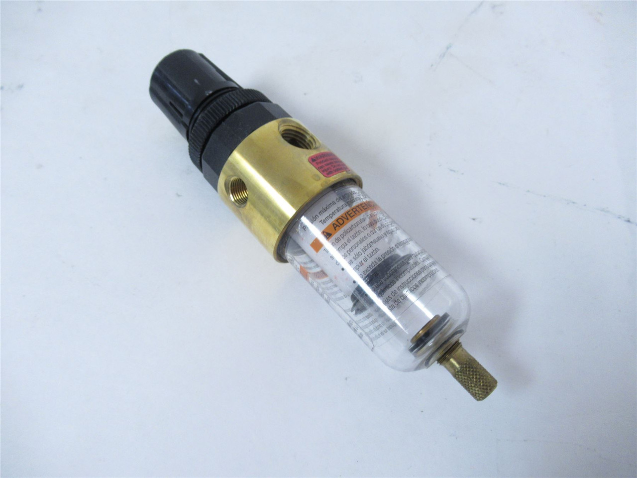 Wilkerson BB3-02-DK00; Filter Regulator 1/4" NPT Max 150PSI