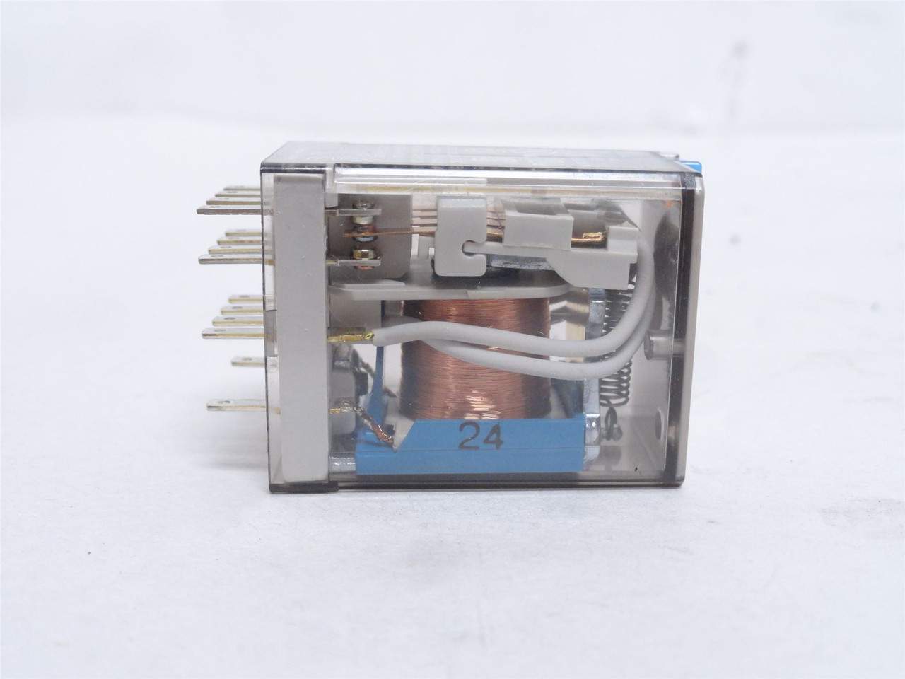 Allen-Bradley 700-HC24Z24-3; Relay 7A 120-240VAC; Coil: 24VDC