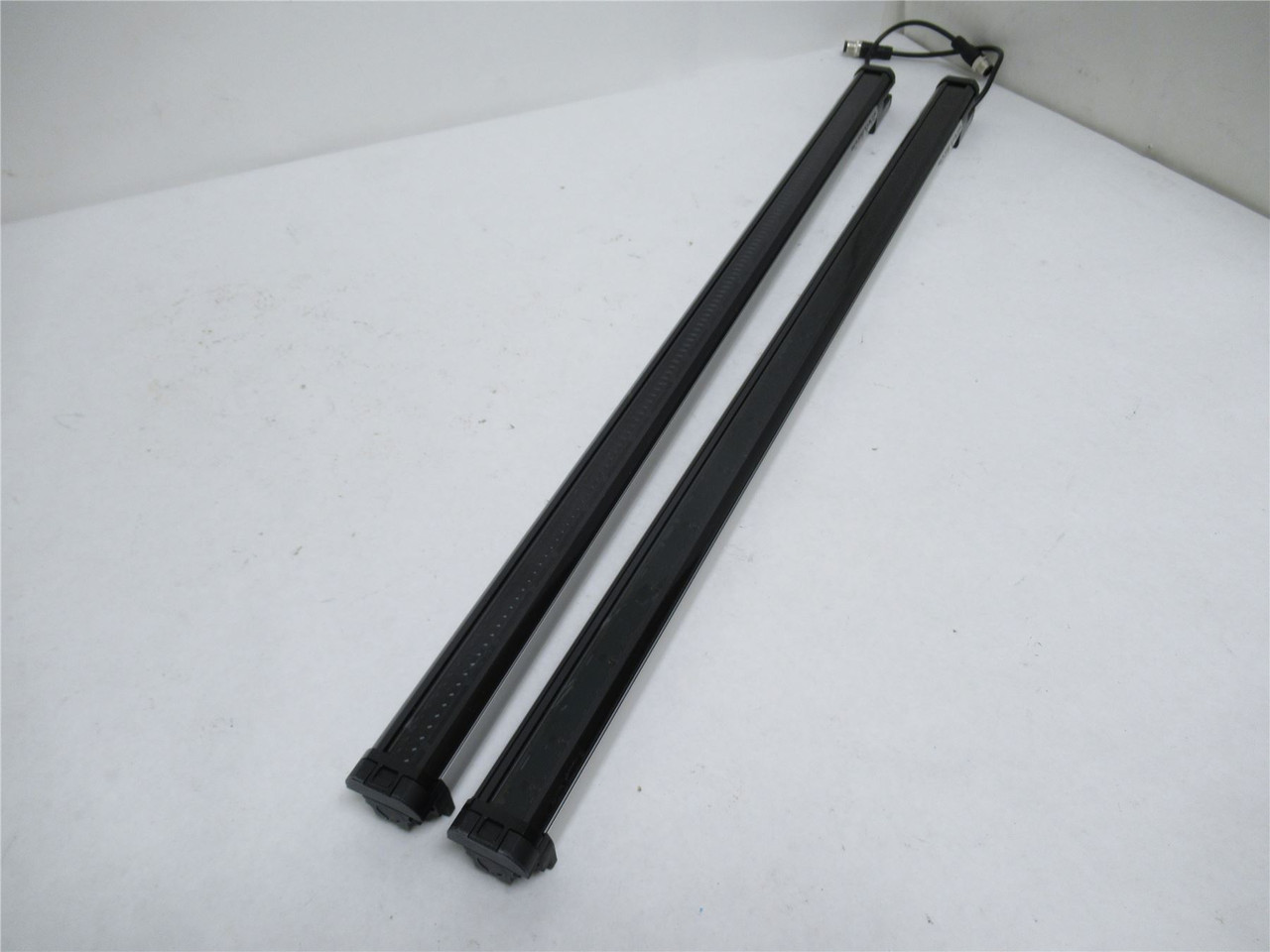 SICK MLG10S-0590A10501; Measuring Automation Light Grids; 24V