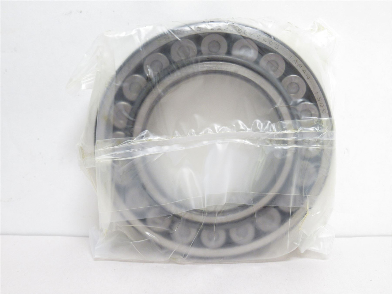 NSK 22216EAE4C3; Spherical Roller Bearing; 80mmID x 140mmOD