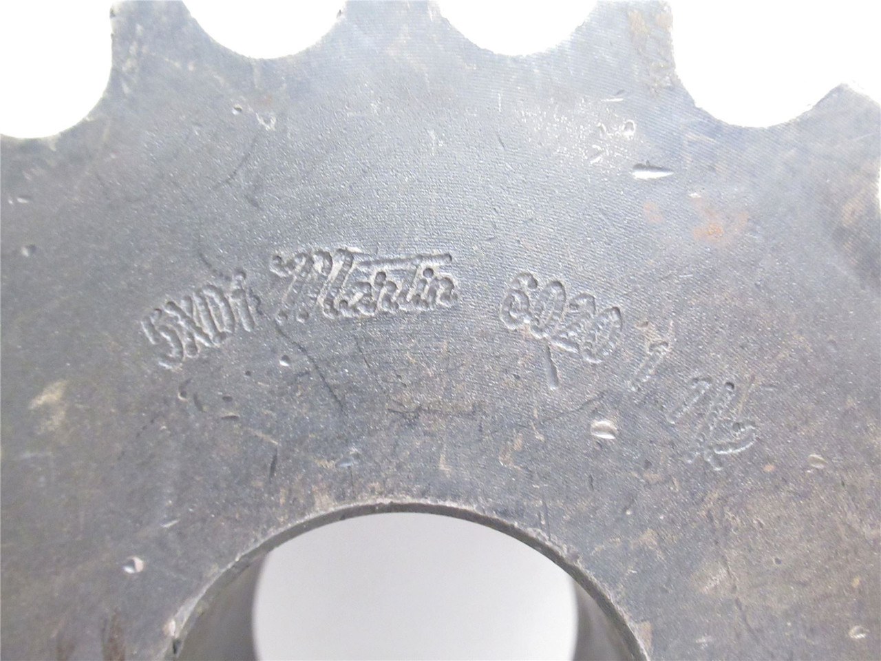 Martin 8020-1-1/2; Chain Coupler Hub #60; 20 Teeth; 1-1/2"ID