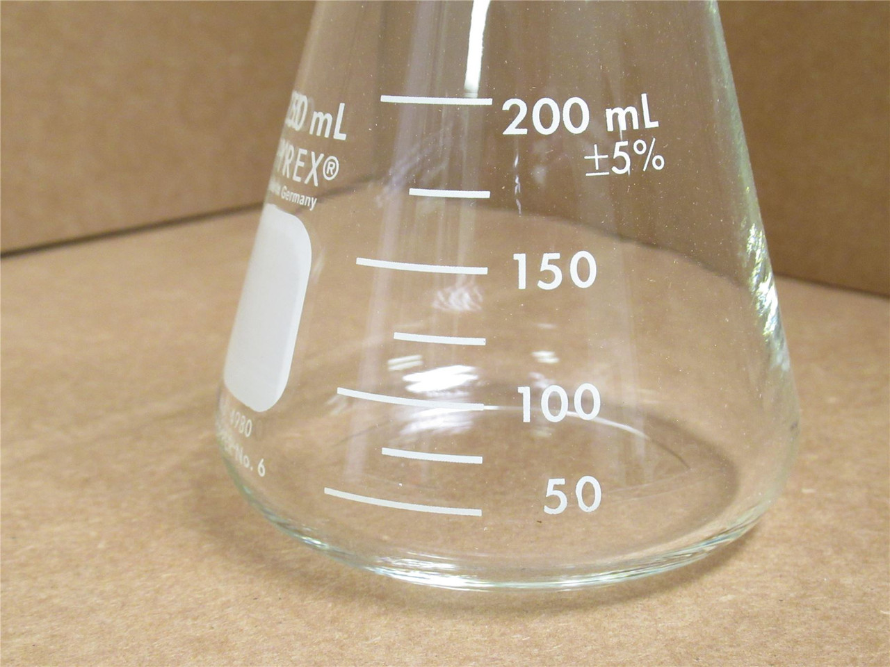 Pyrex 4980-250; Box-12; Heavy Duty Rim Erlenmeyer Flasks