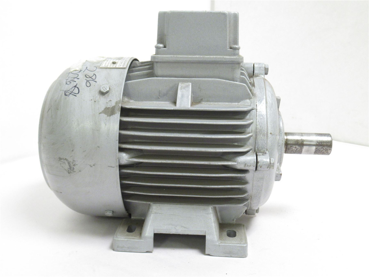 Bege R 90S/4; AC Motor; 3/4HP; 220VAC; 1480RPM