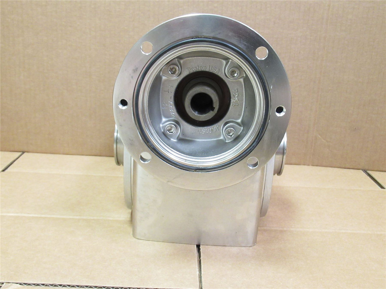 Boston Gear SSHF732-15K-B7-HS-P20; Gear Reducer; 15:1 Ratio