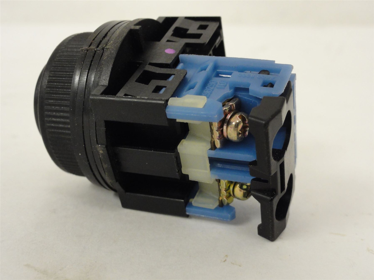 Fuji AR30E0R; Pushbutton Switch; 40mm Dia; 250V; 6A