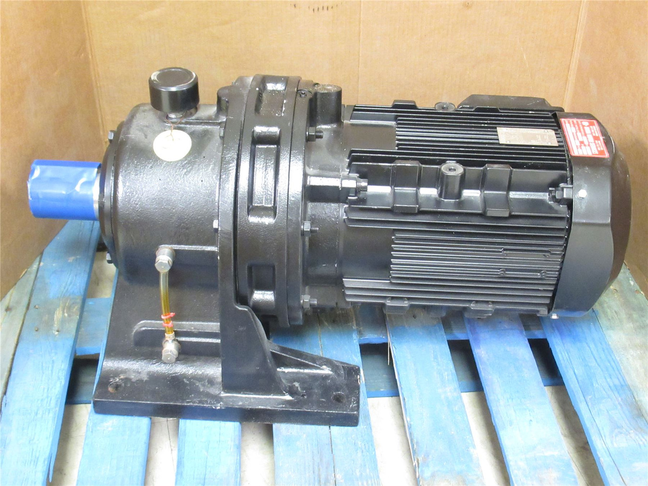 SM Cyclo CHHMS156180YBEP43; Gearmotor; 15HP; 43:1 Ratio 230/460VAC;