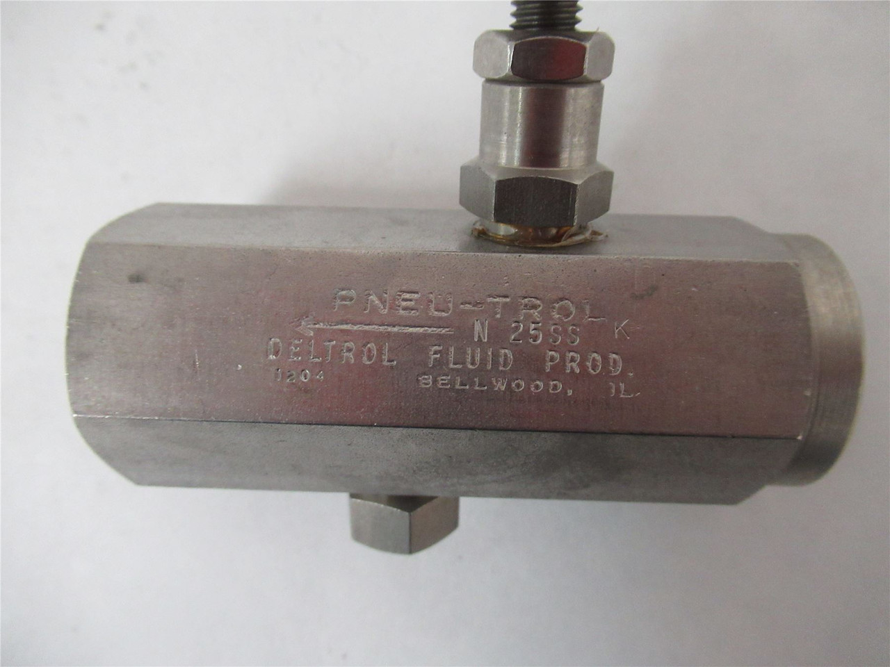 Deltrol  Fluid Products F25SSK; Hydraulic Vavle 3/8 " NPT SST
