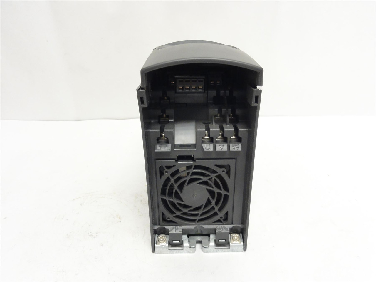 Siemens 6SE6420-2UD21-1AA1; Inverter Drive; 1.10Kw; 480VAC