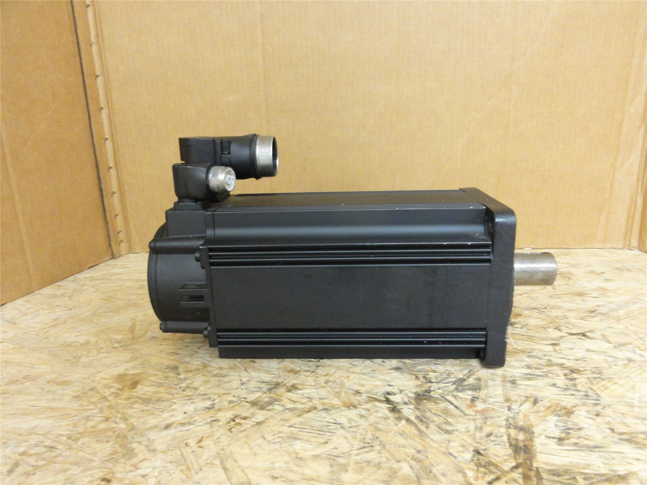 Rexroth MSK071D-0300-NN-S1-UP0-NNNN; Servo Motor R911311929