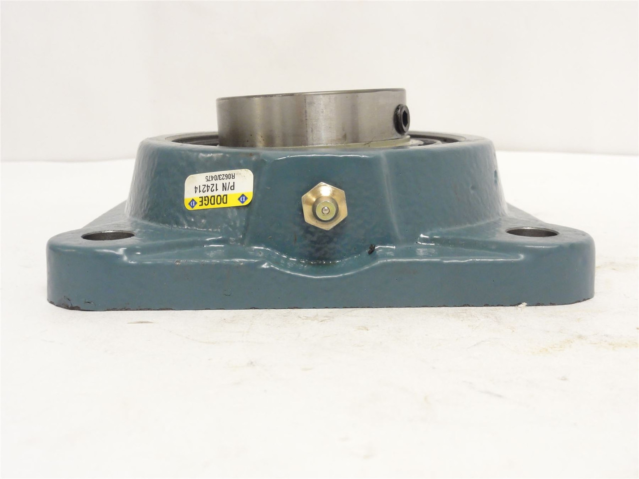 Dodge F4B-SC-200; Flange Bearing 124214; 2" ID; 4-Bolt