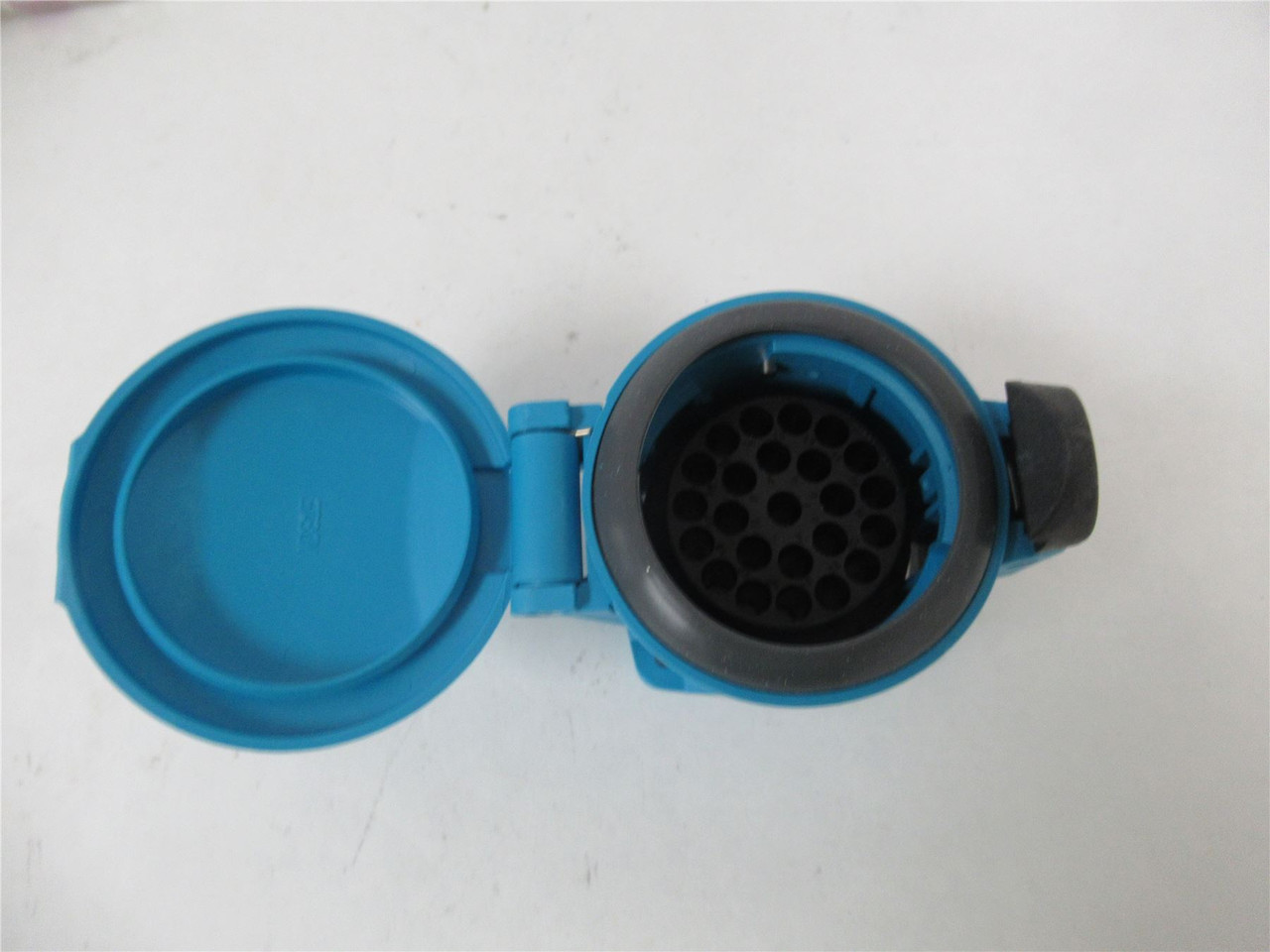 Meltric 63-B4002; DSN24c RECEPTACLE 23pin+Gnd 480VAC 10A