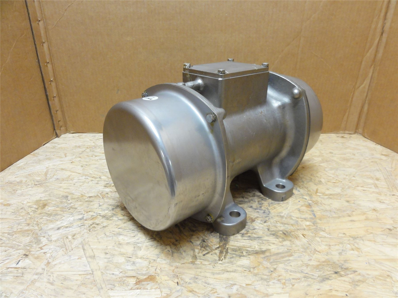 FPS MVSS-12-760; Electric Vibrator; 230/460VAC; 3PH; 1200RPM