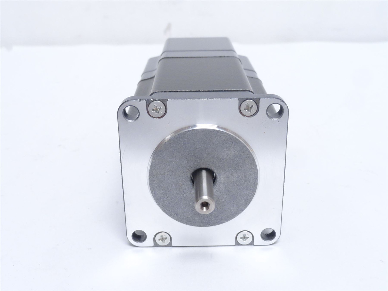 Oriental C9910-9212KT; Servo-Motor; 2.1VDC; 4.2A; 1.8Deg Step