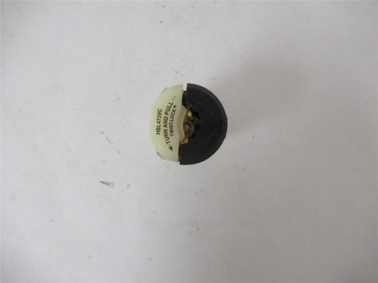 Hubbell HBL4729C; Connector Body 2P 15A 125V  NEMA L5-15R