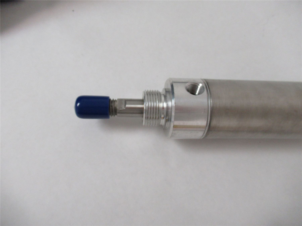 Poly Clip 1297-47 D-104058-A; Pneumatic Cylinder 2"OD 22"Str