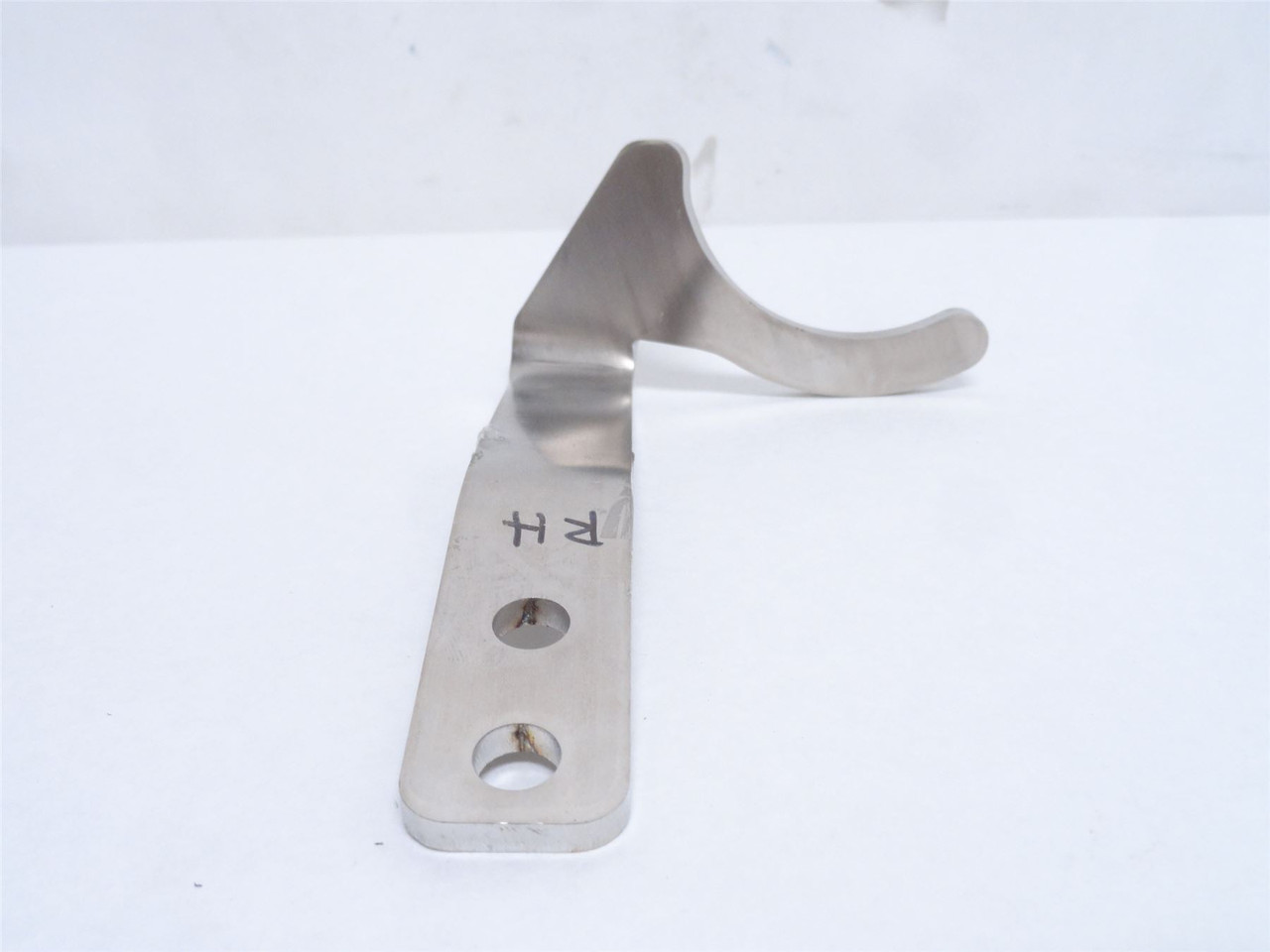 Cantrell DB5006448; Wing Clamp Assembly; SS; Right Hand Side
