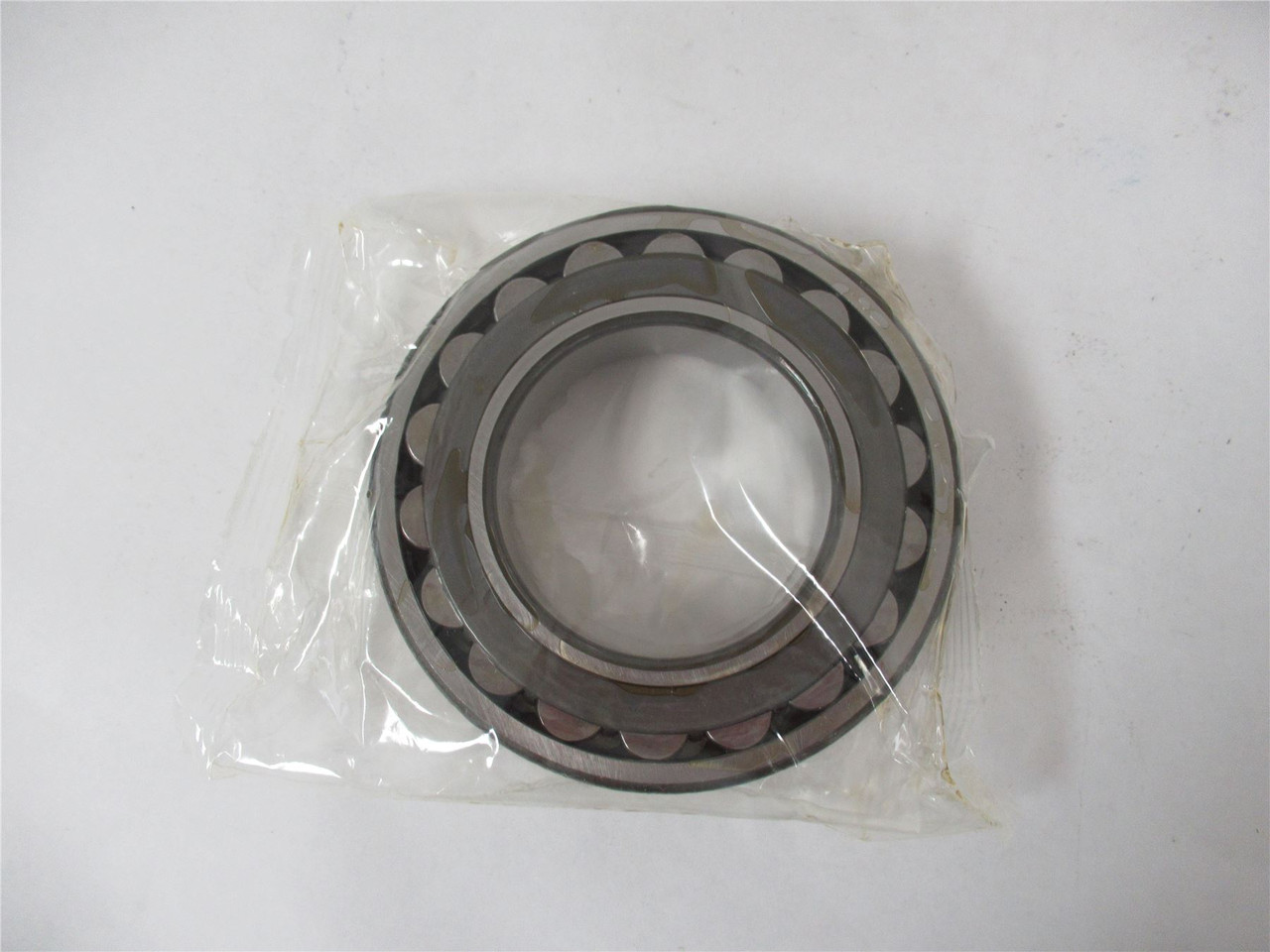 NTN 22218EAKW33; Roller Bearing  90mm ID 160mm OD 40mm W