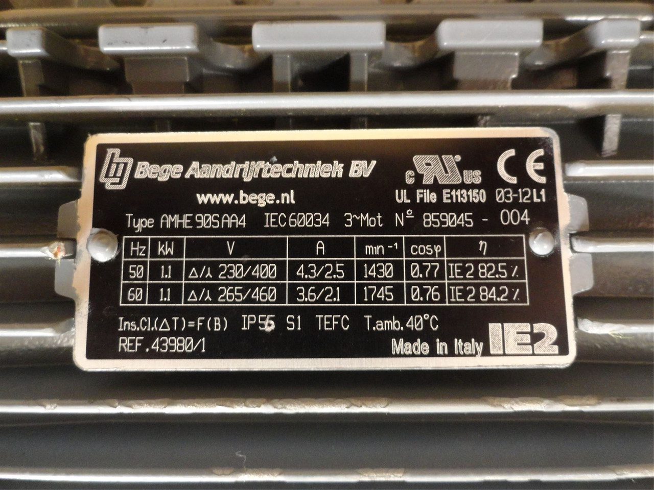 Bege G22-90S4; Gearmotor 17.19:1 Ratio; 1.1kW; 265/460VAC; 3PH