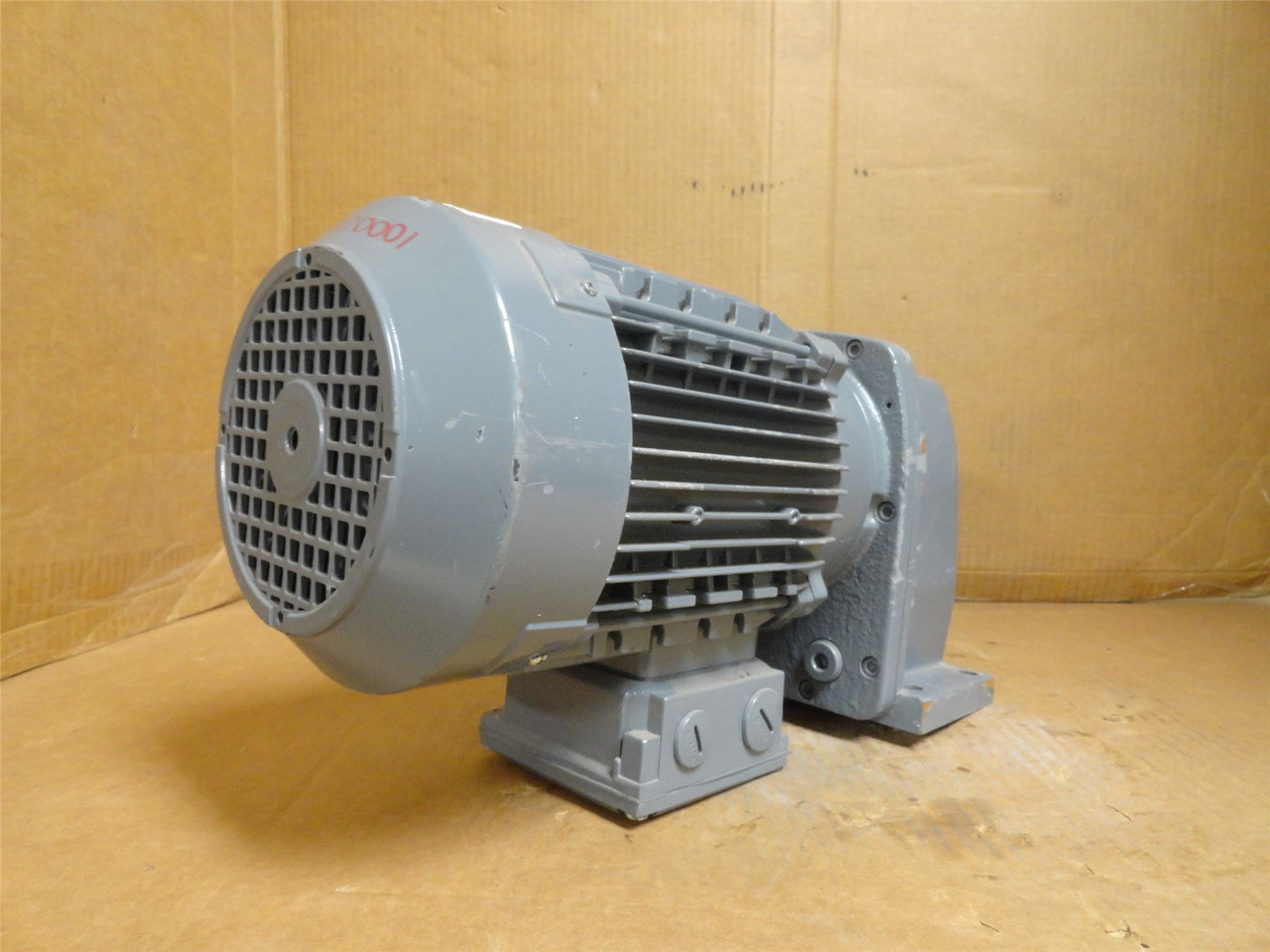 Bege G22-90S4; Gearmotor 17.19:1 Ratio; 1.1kW; 265/460VAC; 3PH