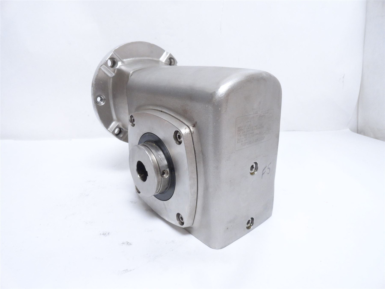 Boston Gear SSHF726-15-B7-HS-P16; Gear Reducer; SS; 15:1 Ratio